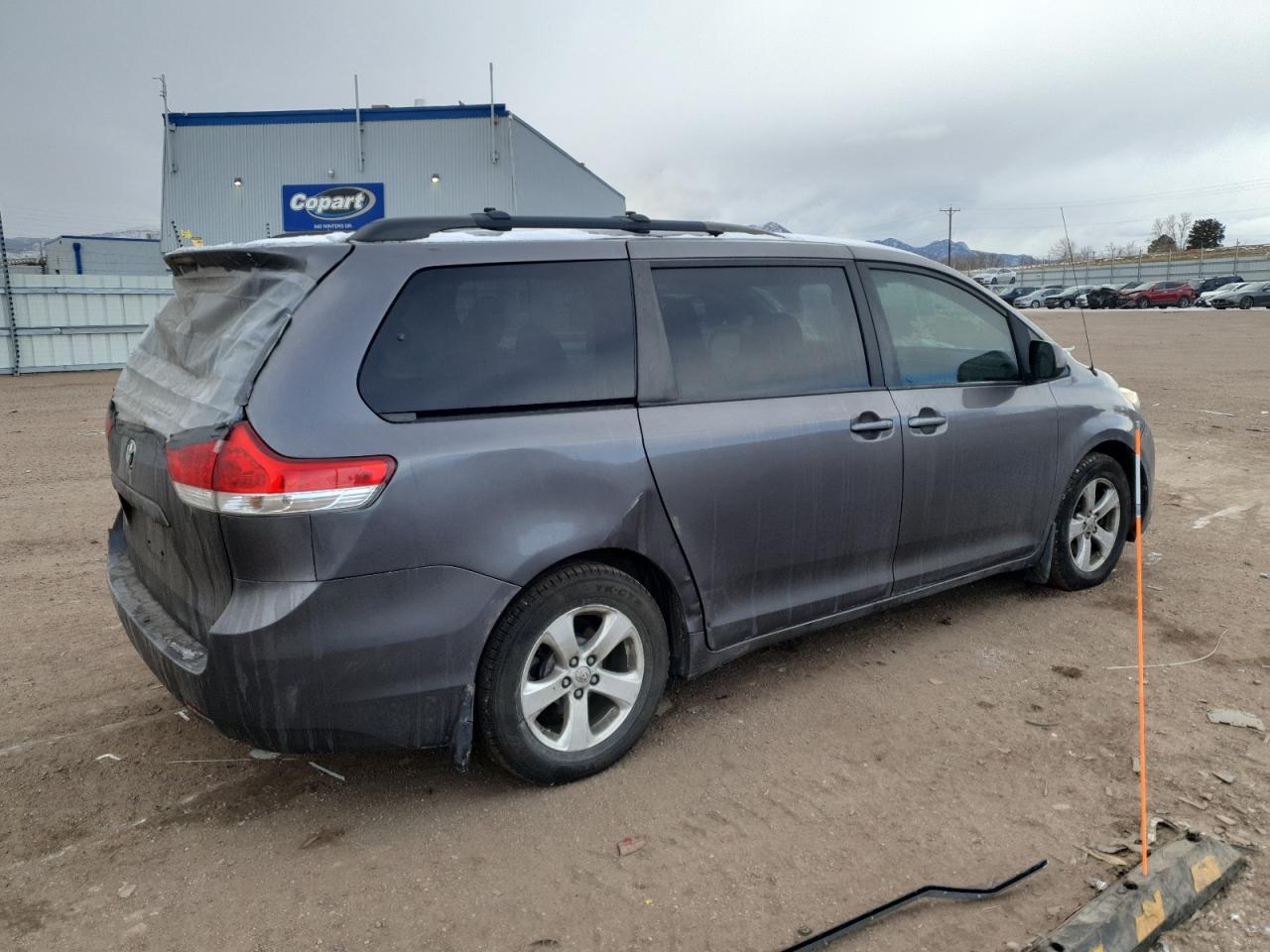 2014 Toyota Sienna - Image 3