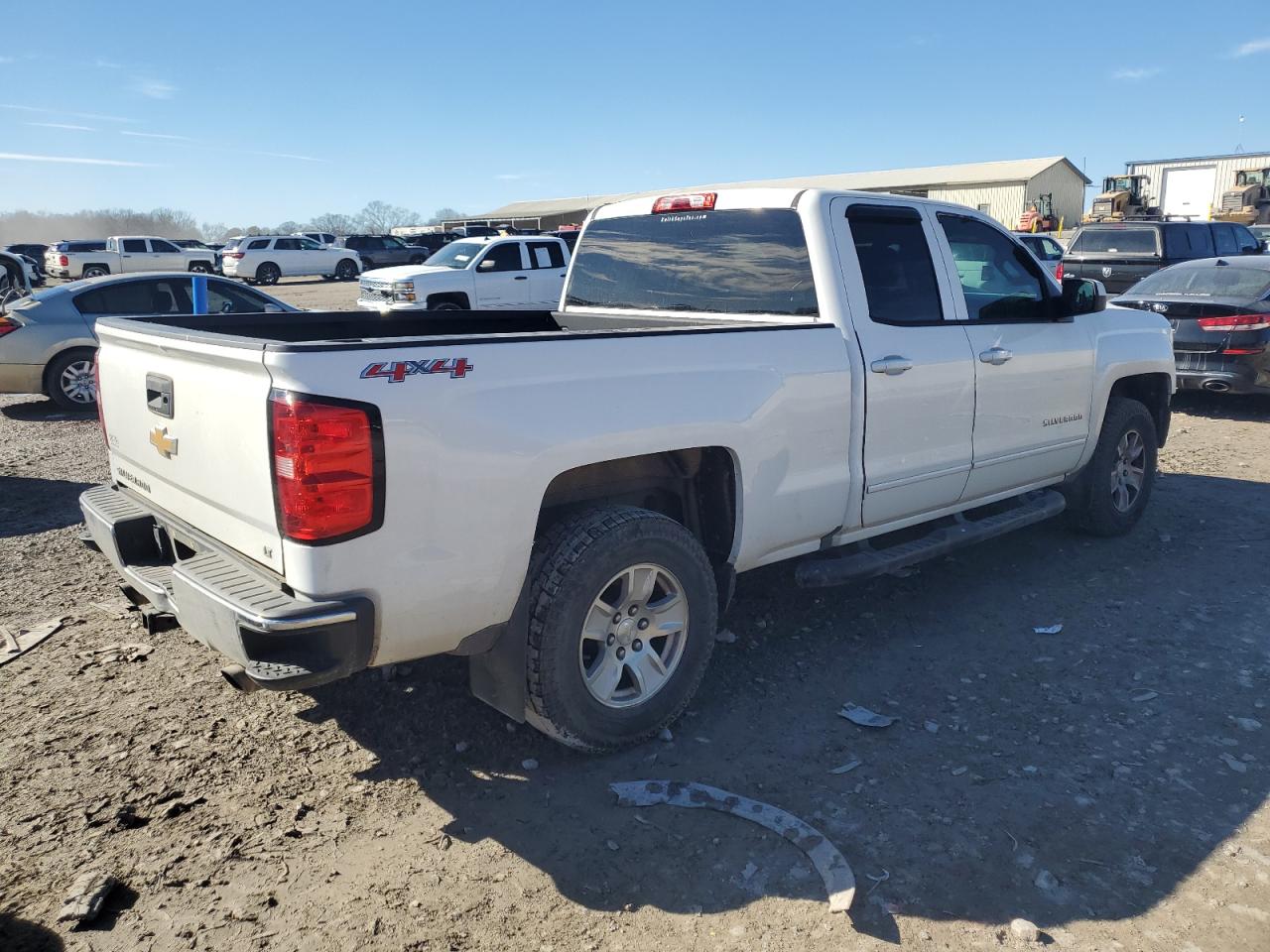 2016 Chevrolet Silverado - Image 3