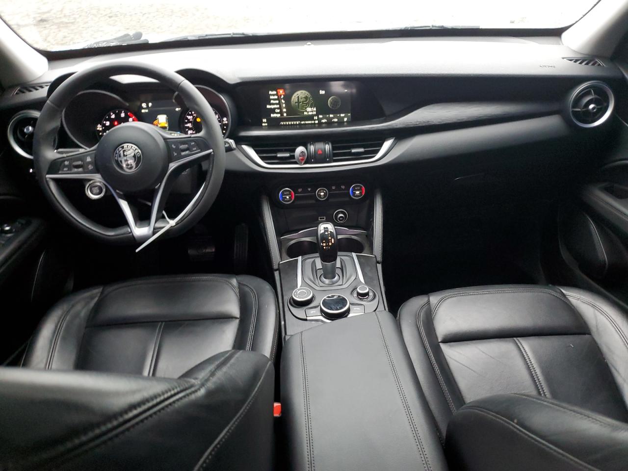 2018 Alfa Romeo Stelvio - Image 8