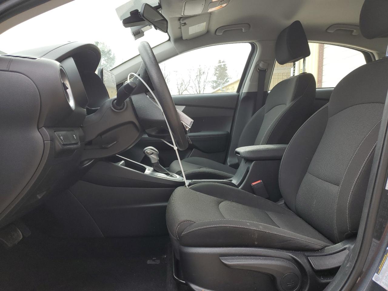2024 Kia Forte - Image 7