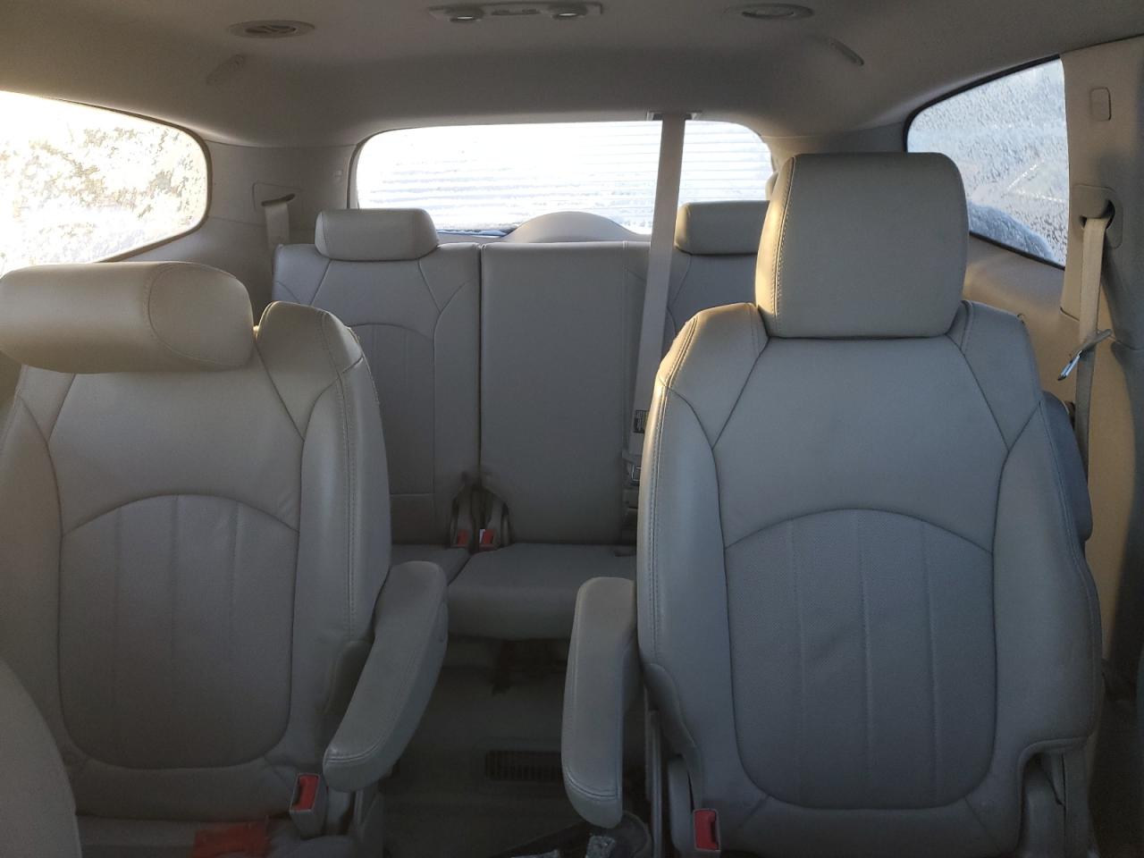 2012 Buick Enclave - Image 10