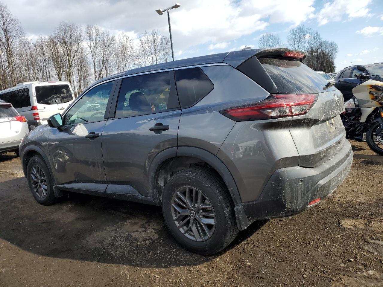 2021 Nissan Rogue - Image 2