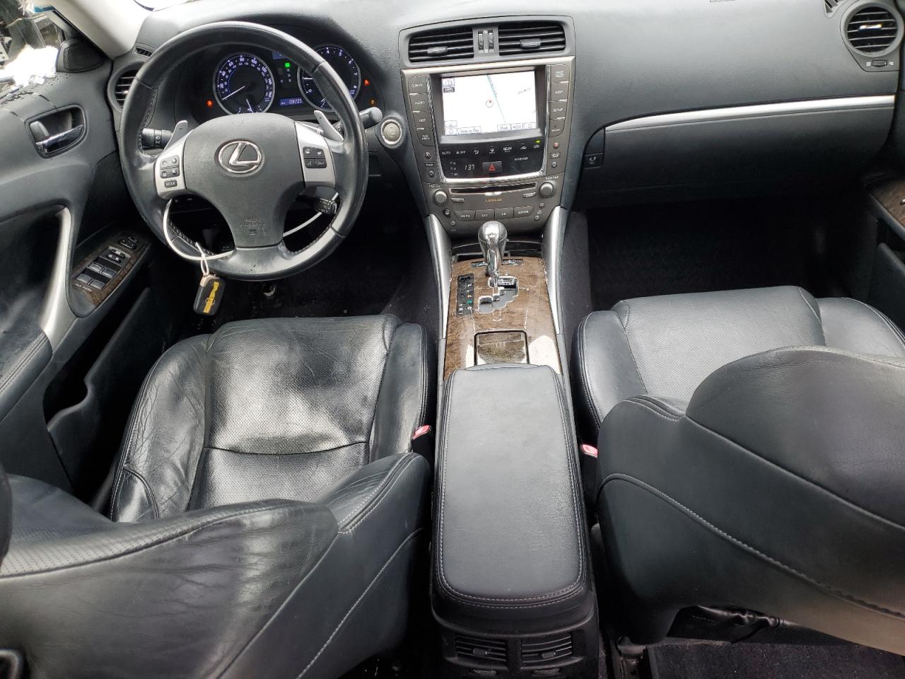 2012 Lexus IS - Image 8