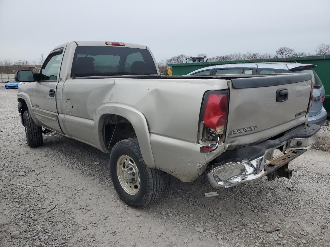 2004 Chevrolet Silverado - Image 2