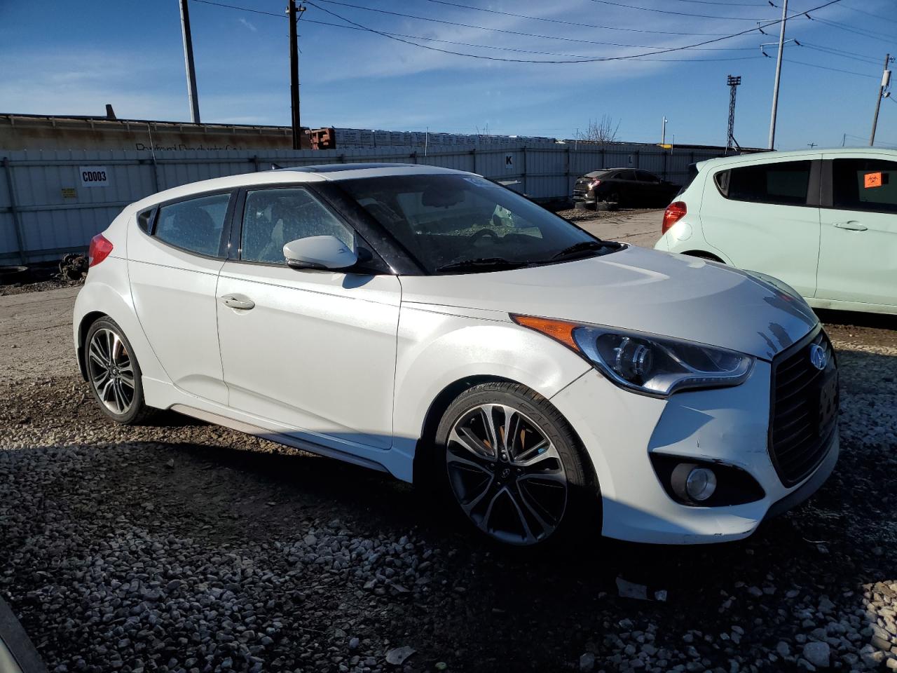2016 Hyundai Veloster - Image 4