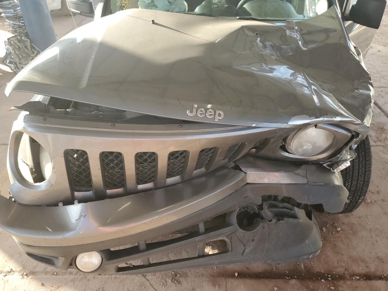 2014 Jeep Liberty (Patriot) - Image 11