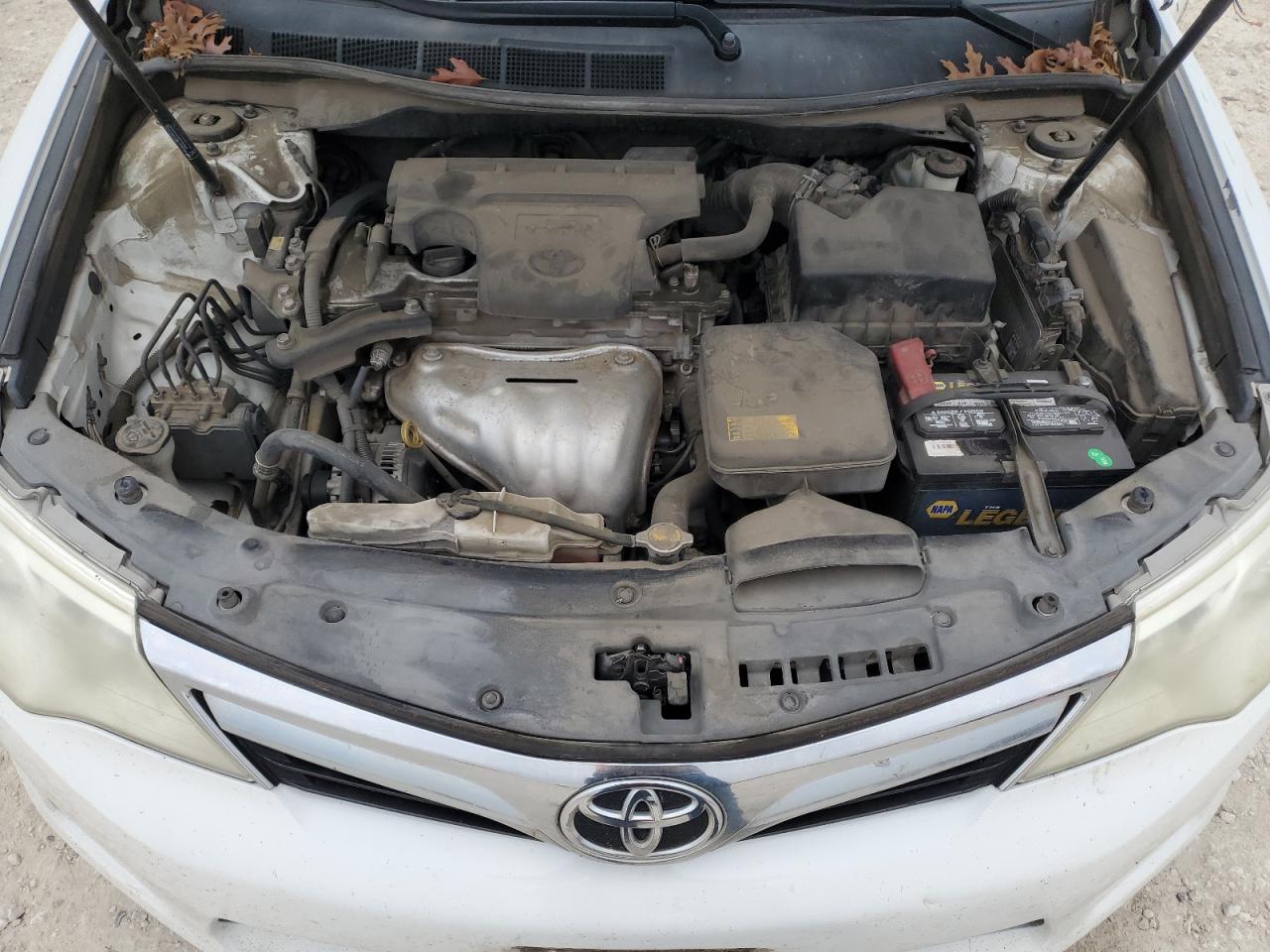 2014 Toyota Camry - Image 11