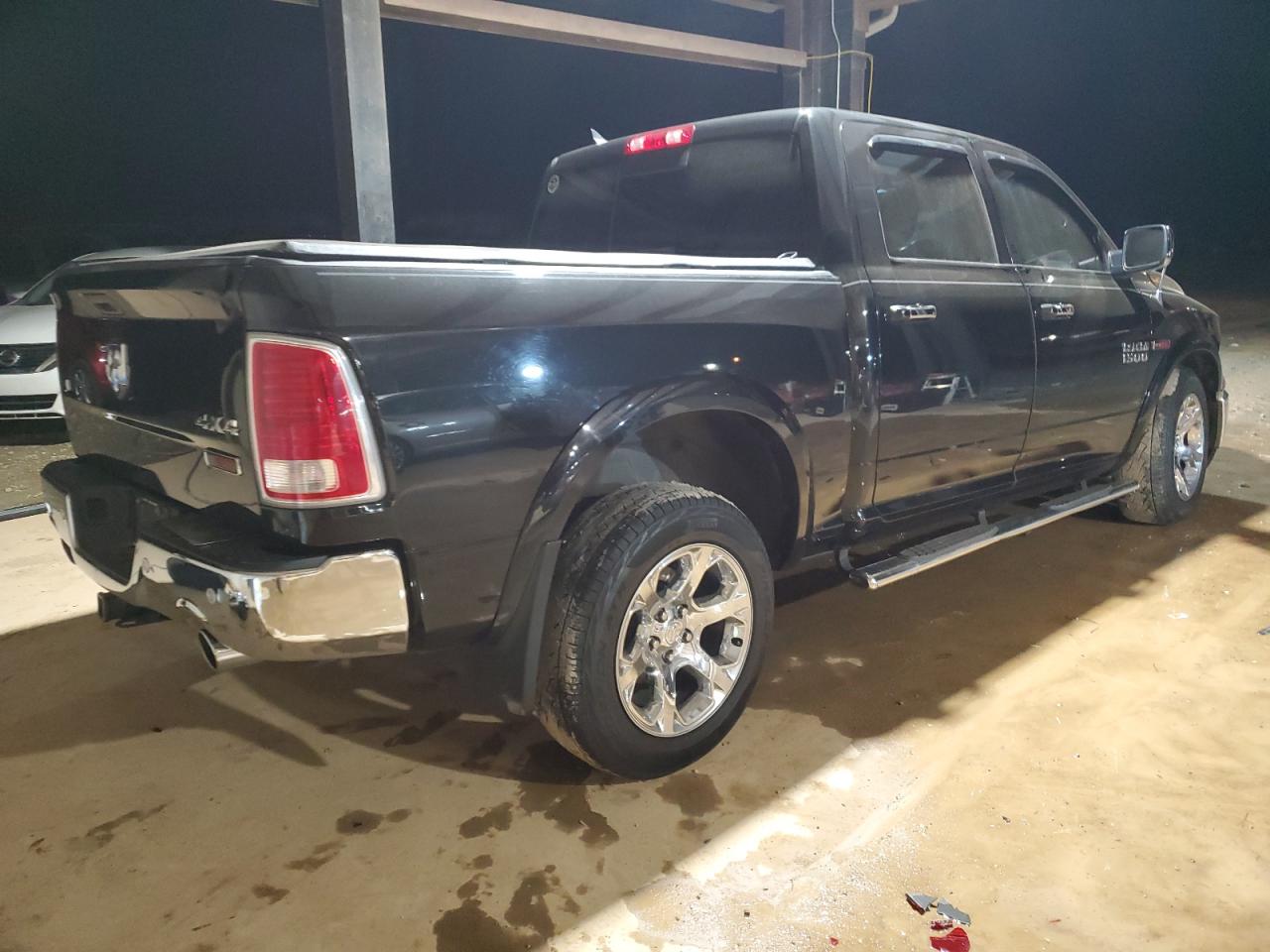 2017 RAM 1500 - Image 3