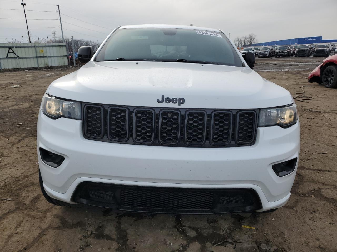 2019 Jeep Grand Cherokee - Image 5