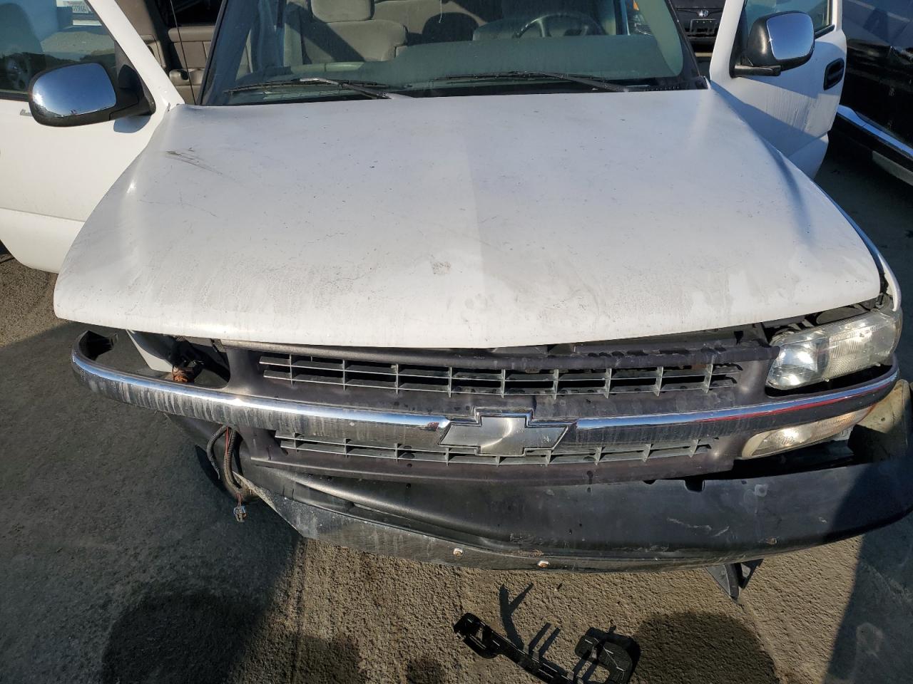 1999 Chevrolet Silverado - Image 11