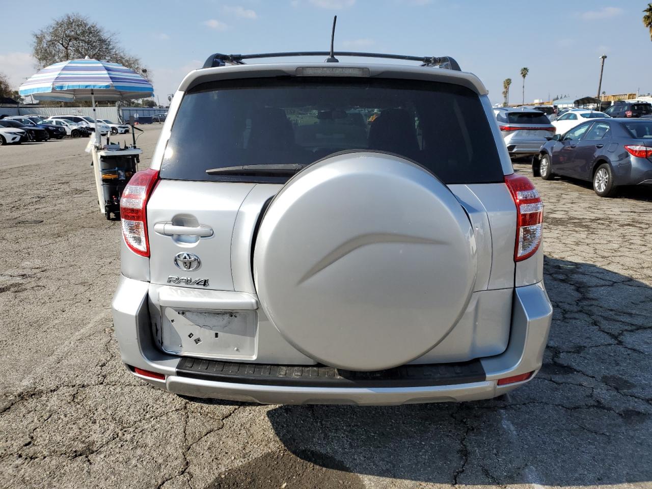 2012 Toyota RAV 4 - Image 6