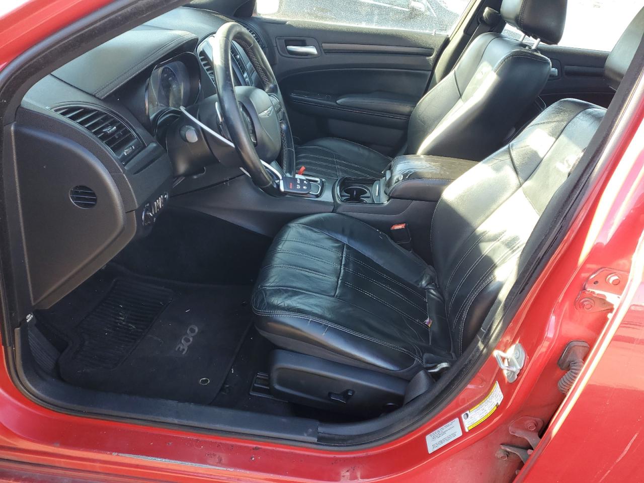 2015 Chrysler 300 - Image 7