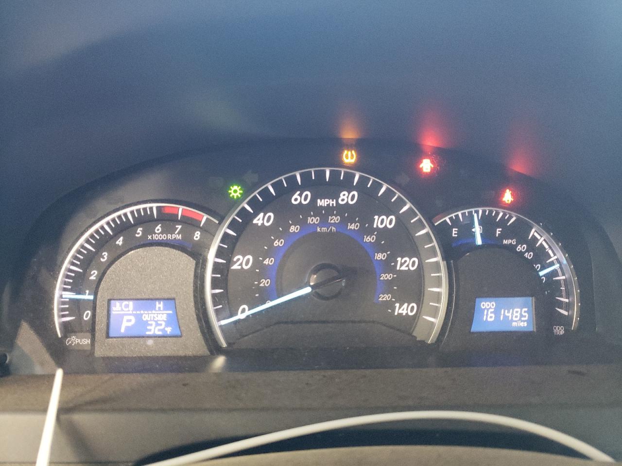 2014 Toyota Camry - Image 9