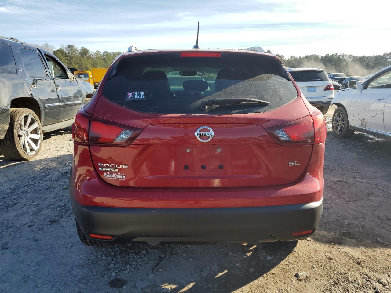 2017 Nissan Rogue - Image 6