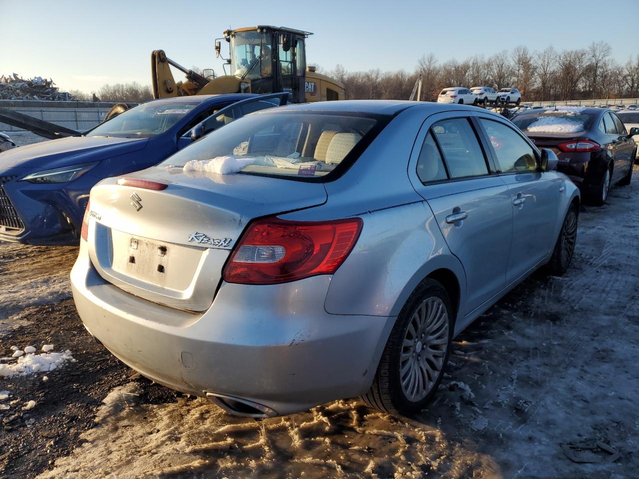 2011 Suzuki Kizashi - Image 3