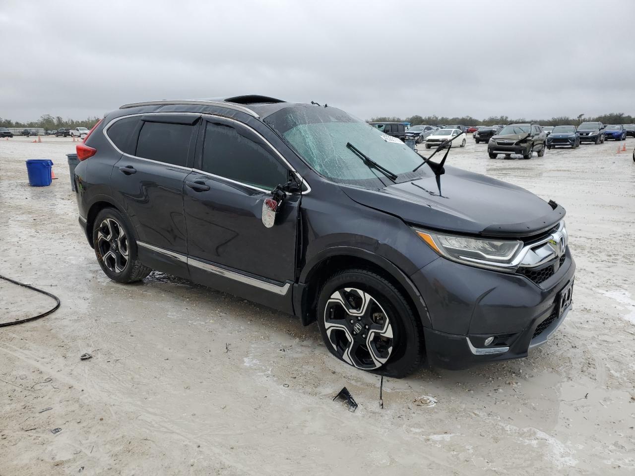 2017 Honda CR-V - Image 4