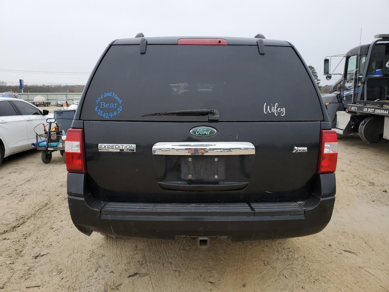 2010 Ford Expedition - Image 6