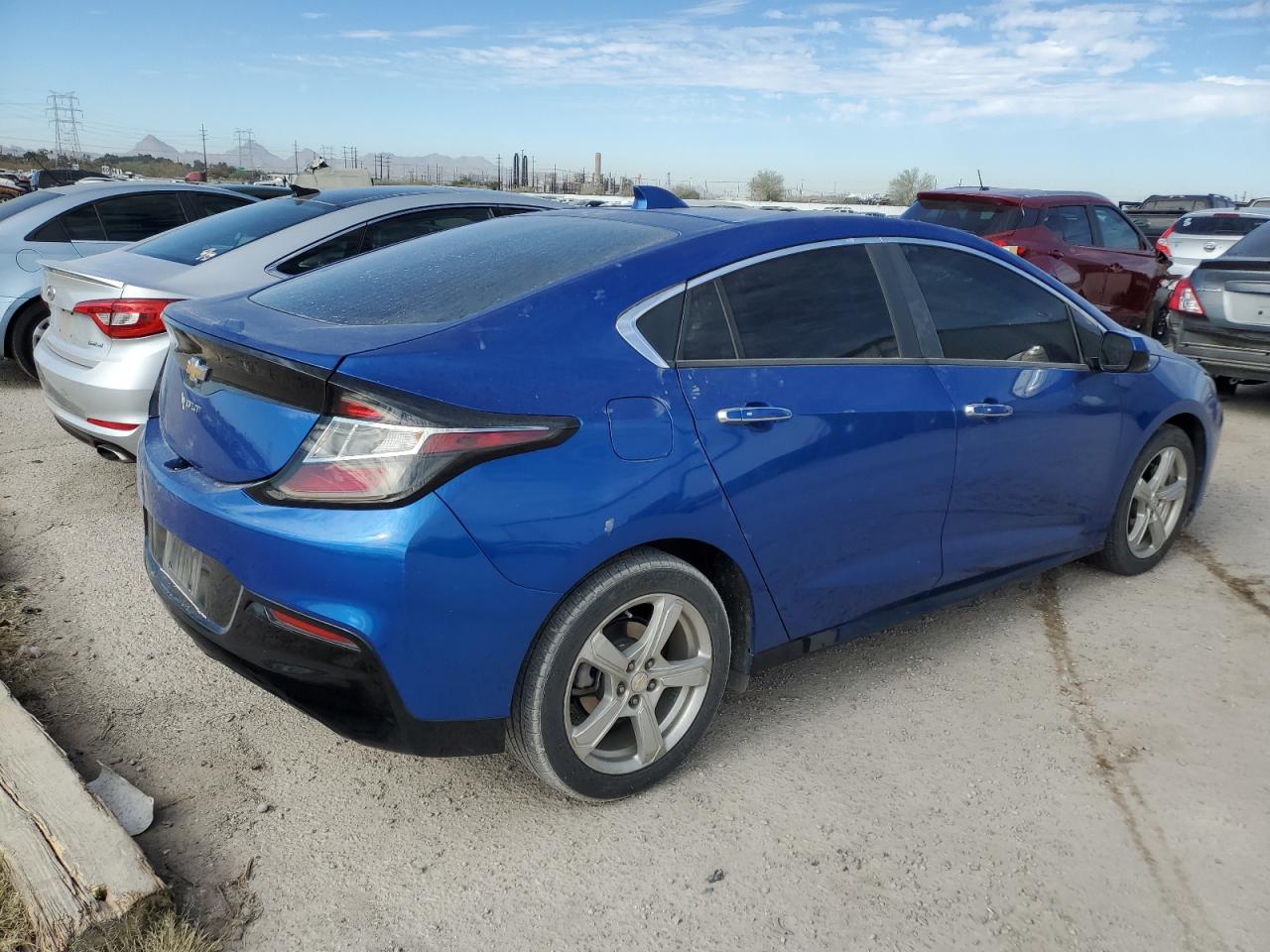 VIN 1G1RA6S53HU145241 2017 CHEVROLET VOLT no.3