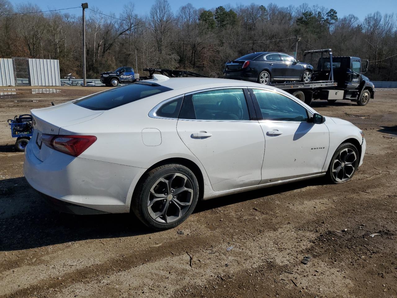 2021 Chevrolet Malibu - Image 3