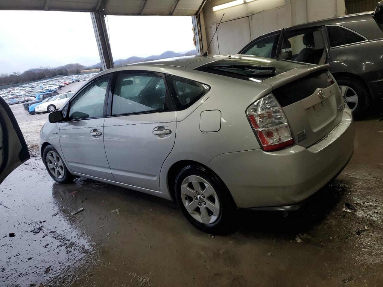 2008 Toyota Prius - Image 2