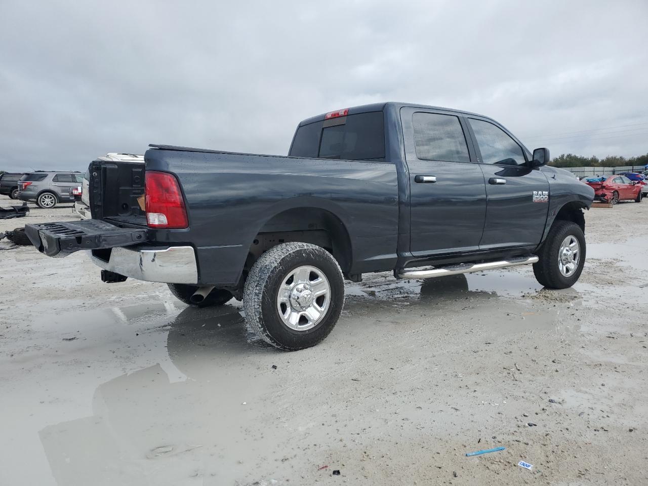 2017 RAM 2500 - Image 3