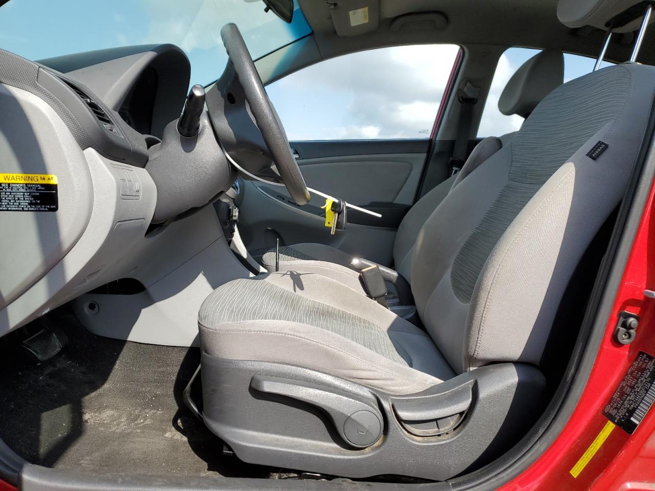 2016 Hyundai Accent - Image 7
