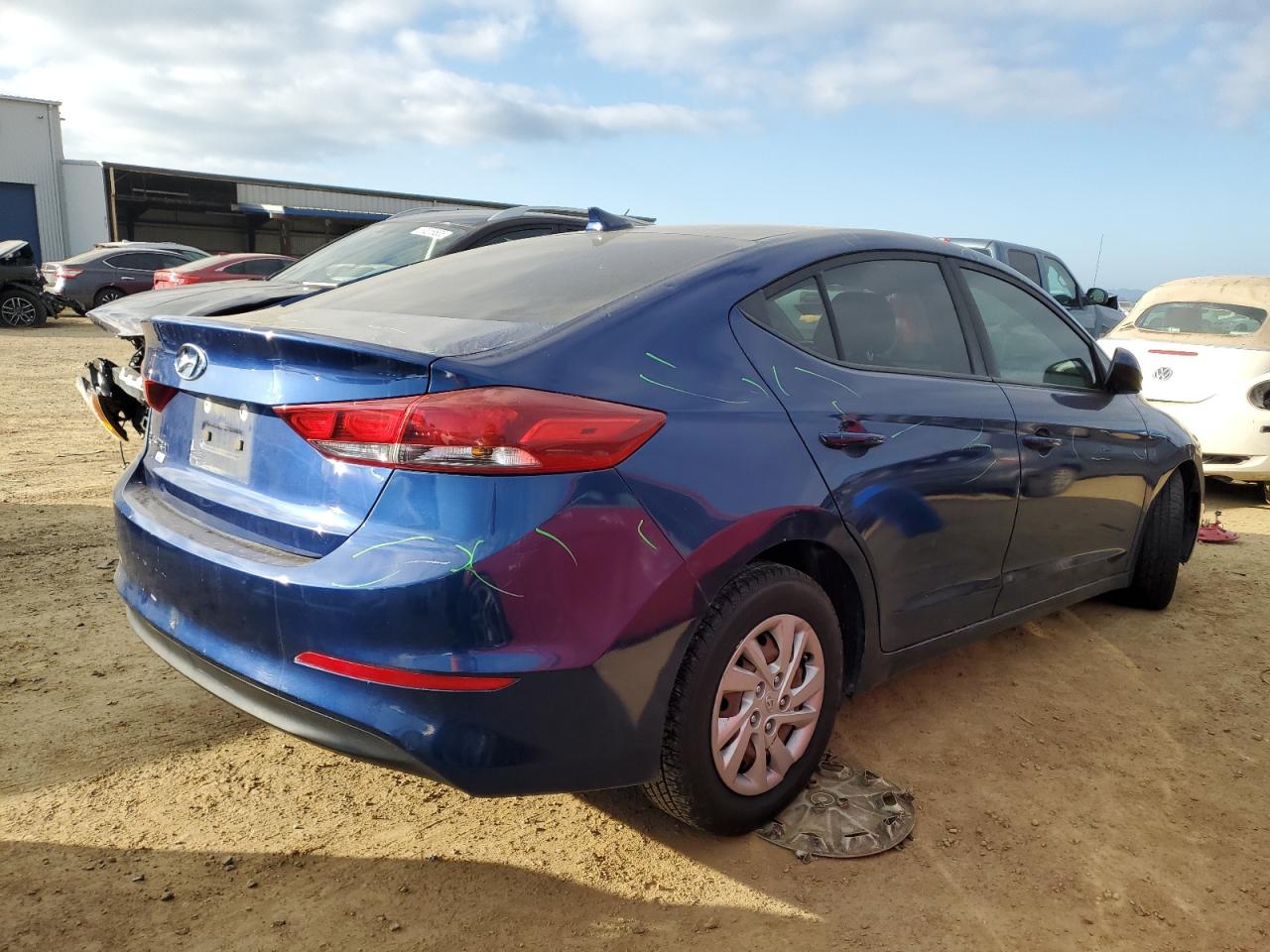 2017 Hyundai Elantra - Image 3