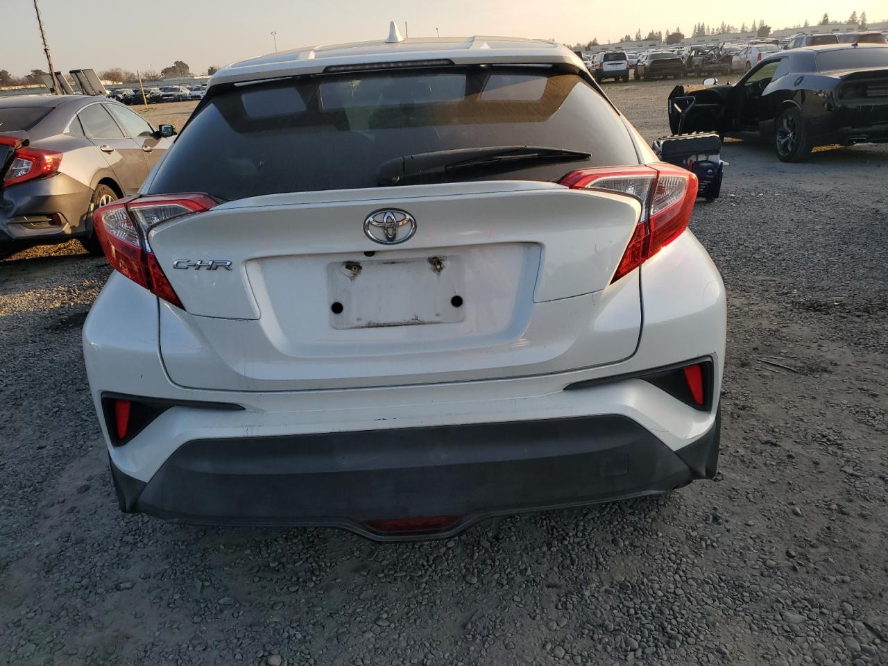 2018 Toyota C-HR - Image 6