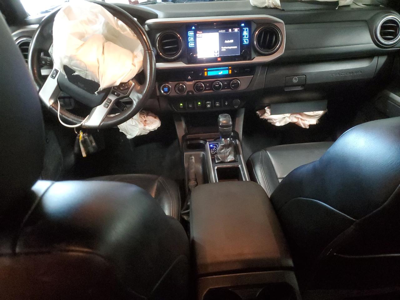 2018 Toyota Tacoma - Image 8