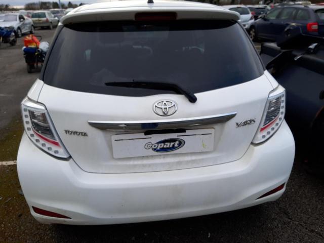 2013 TOYOTA YARIS TREN