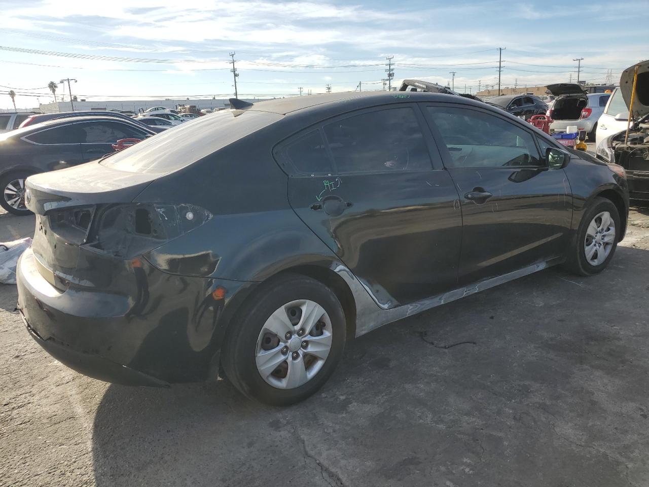 VIN KNAFK4A60E5227436 2014 KIA FORTE no.3