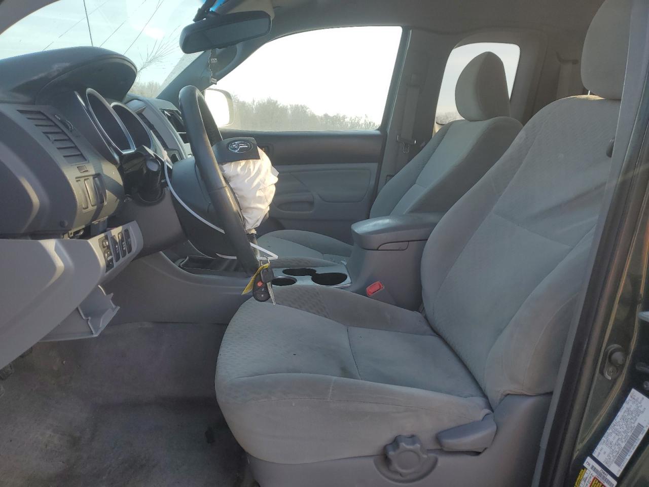 2011 Toyota Tacoma - Image 7