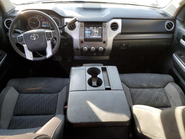  TOYOTA TUNDRA 2016 Серебристый