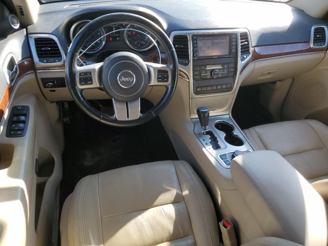 2012 Jeep Grand Cherokee - Image 8