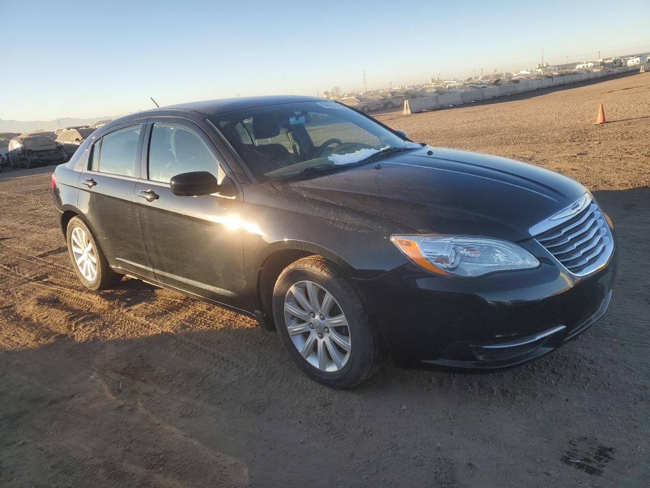 VIN 1C3CCBBB6DN585940 2013 CHRYSLER 200 no.4