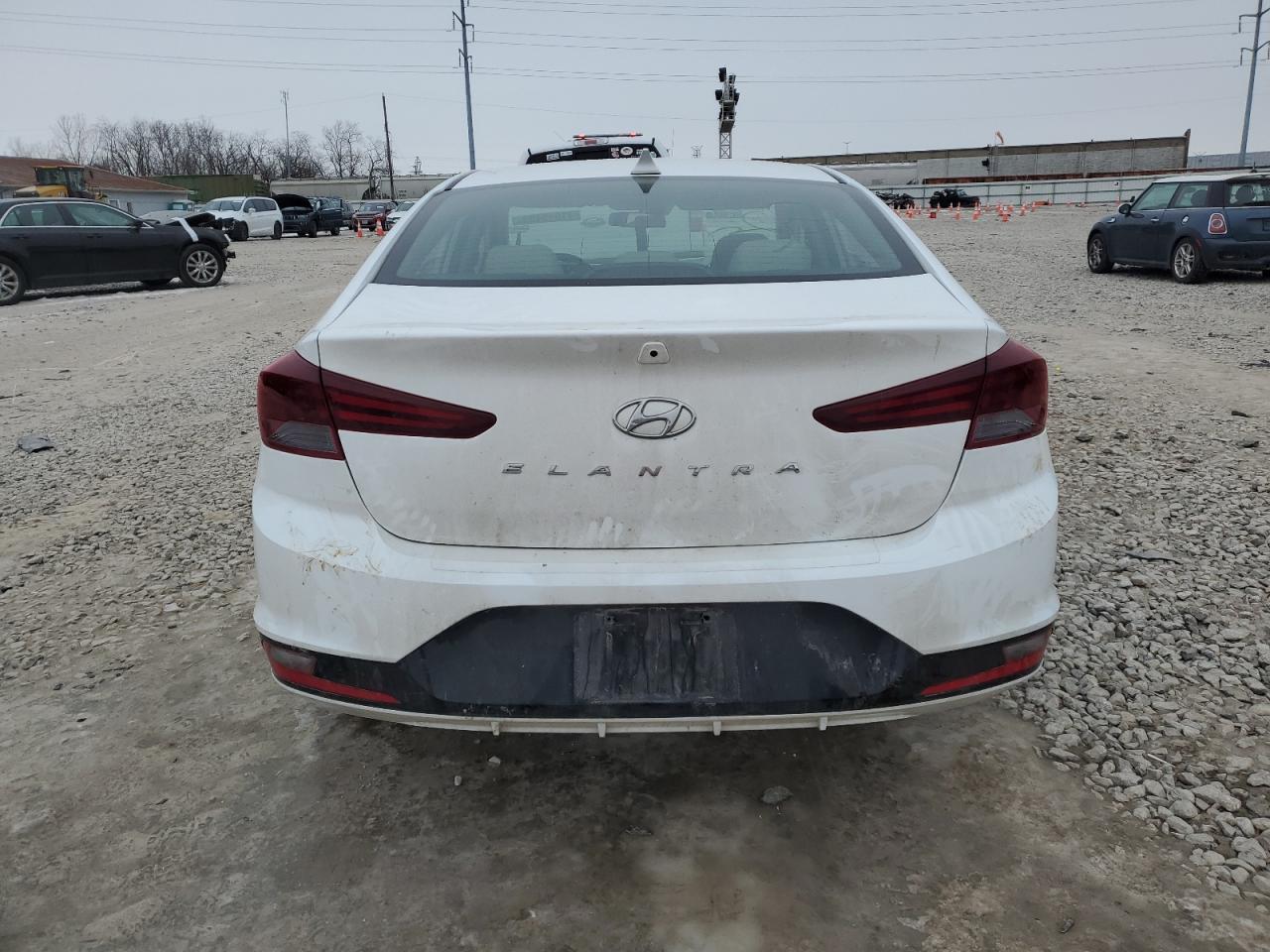2019 Hyundai Elantra - Image 6