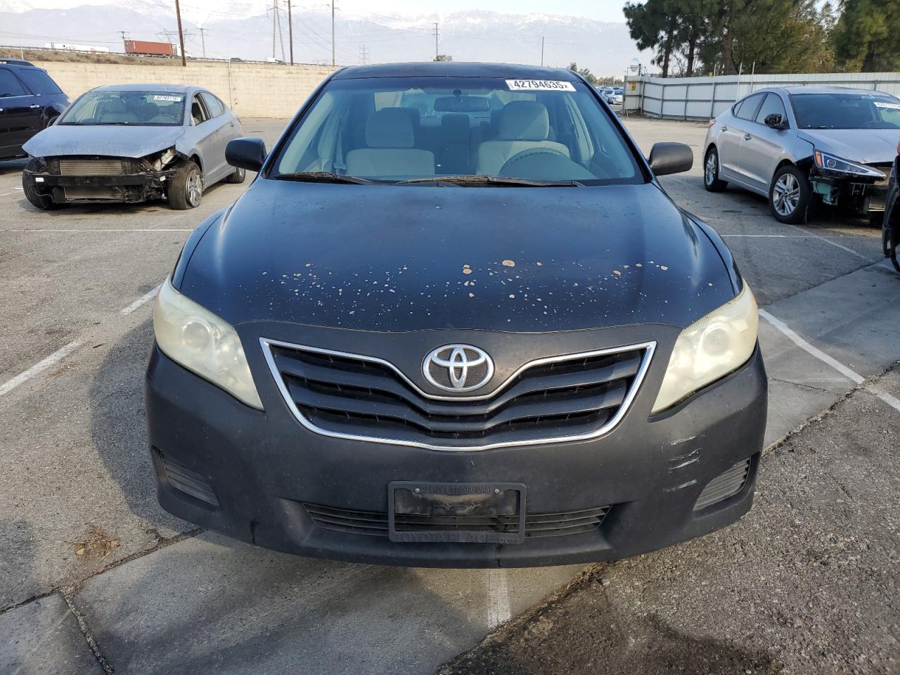 2010 Toyota Camry - Image 5