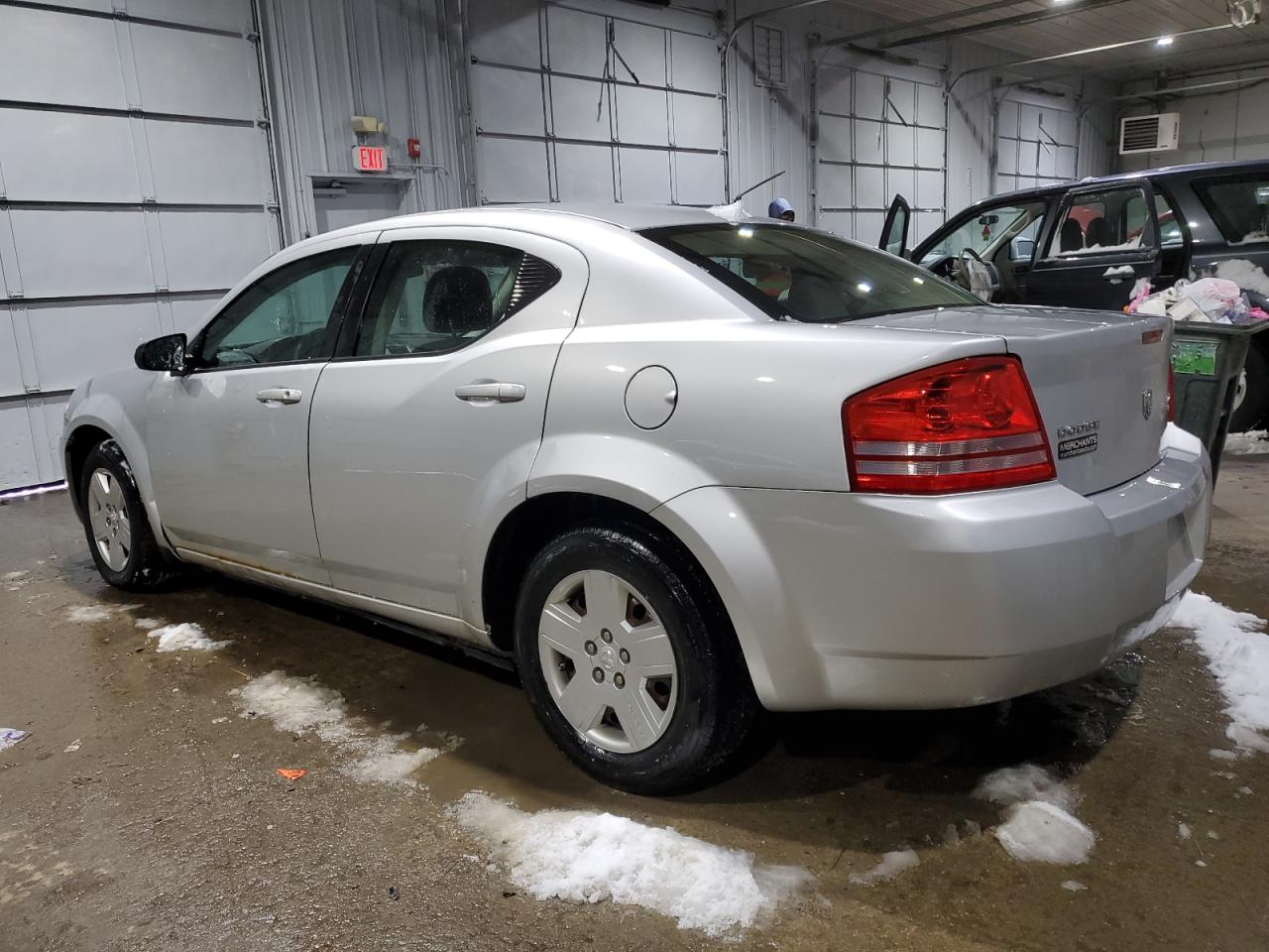 2010 Dodge Avenger - Image 2
