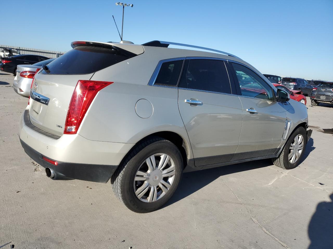 2015 Cadillac SRX - Image 3