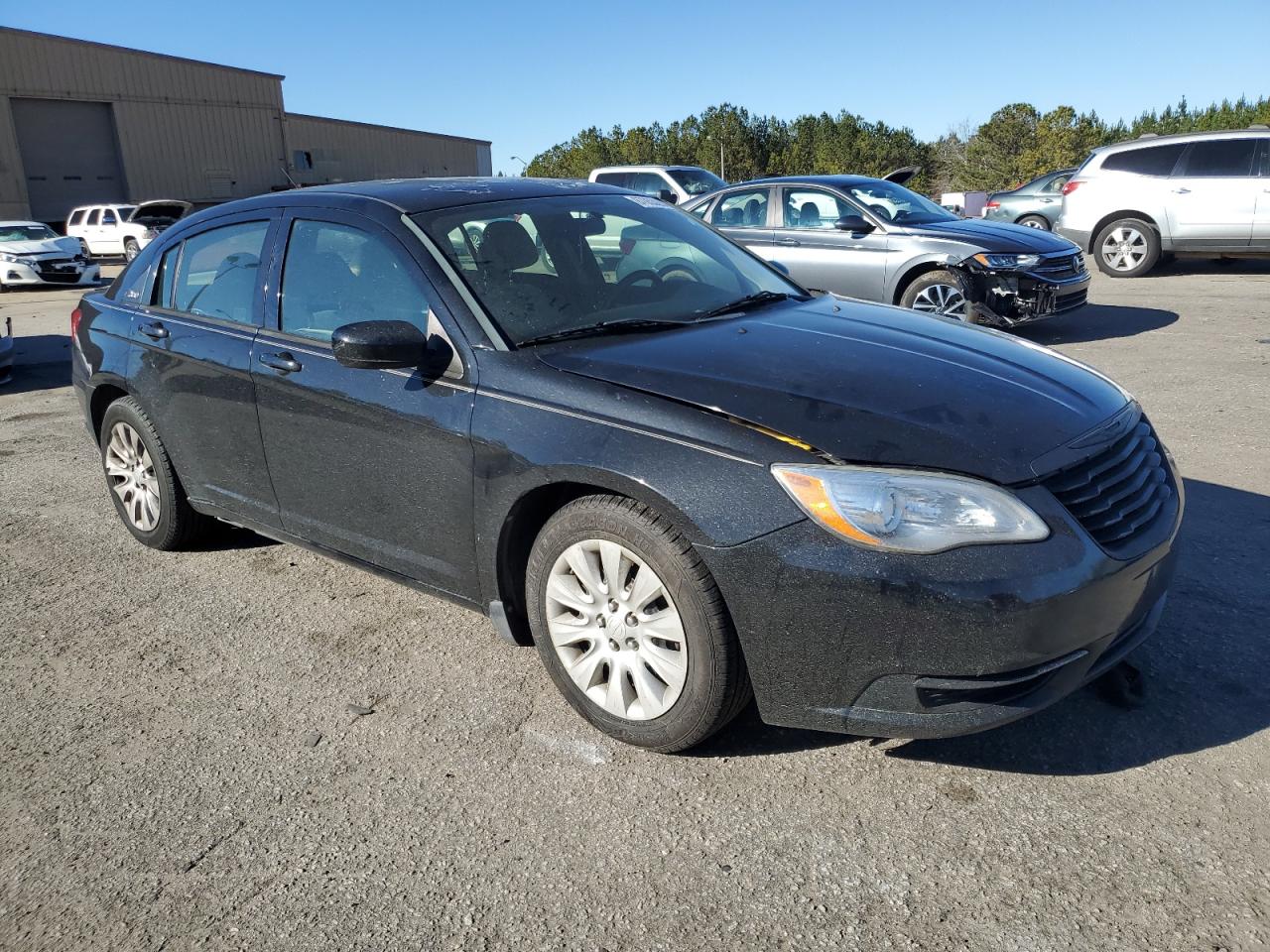 2014 Chrysler 200 - Image 4