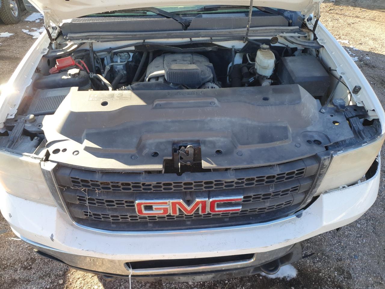 2014 GMC Sierra - Image 13