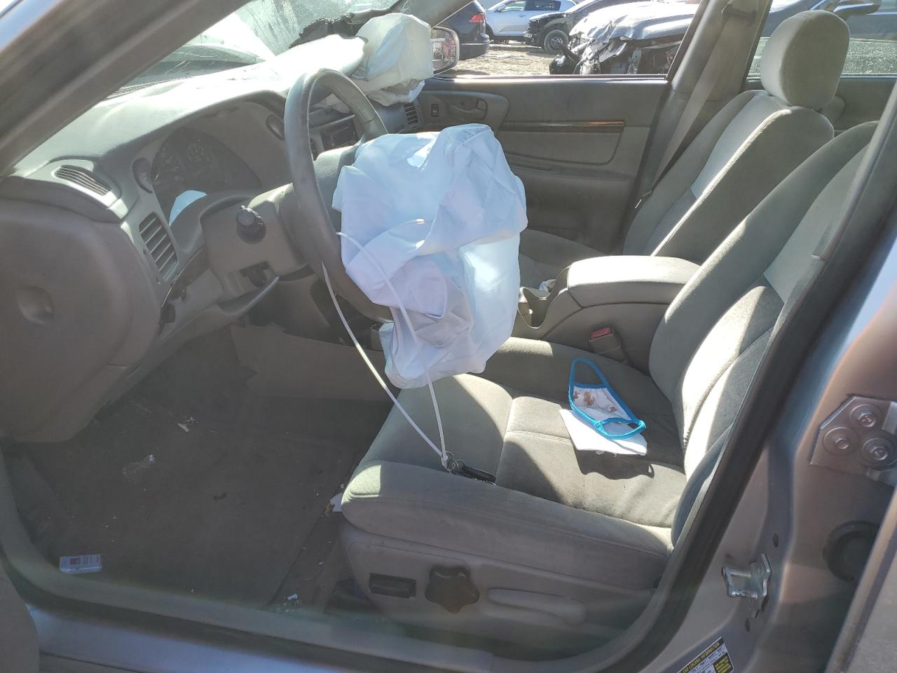 2005 Chevrolet Impala - Image 7