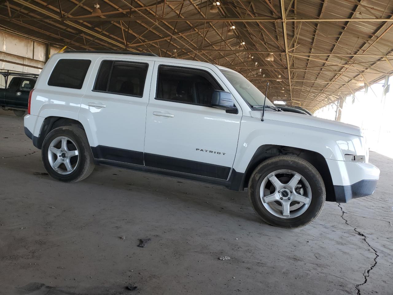 VIN 1C4NJPFA7GD612906 2016 JEEP PATRIOT no.4