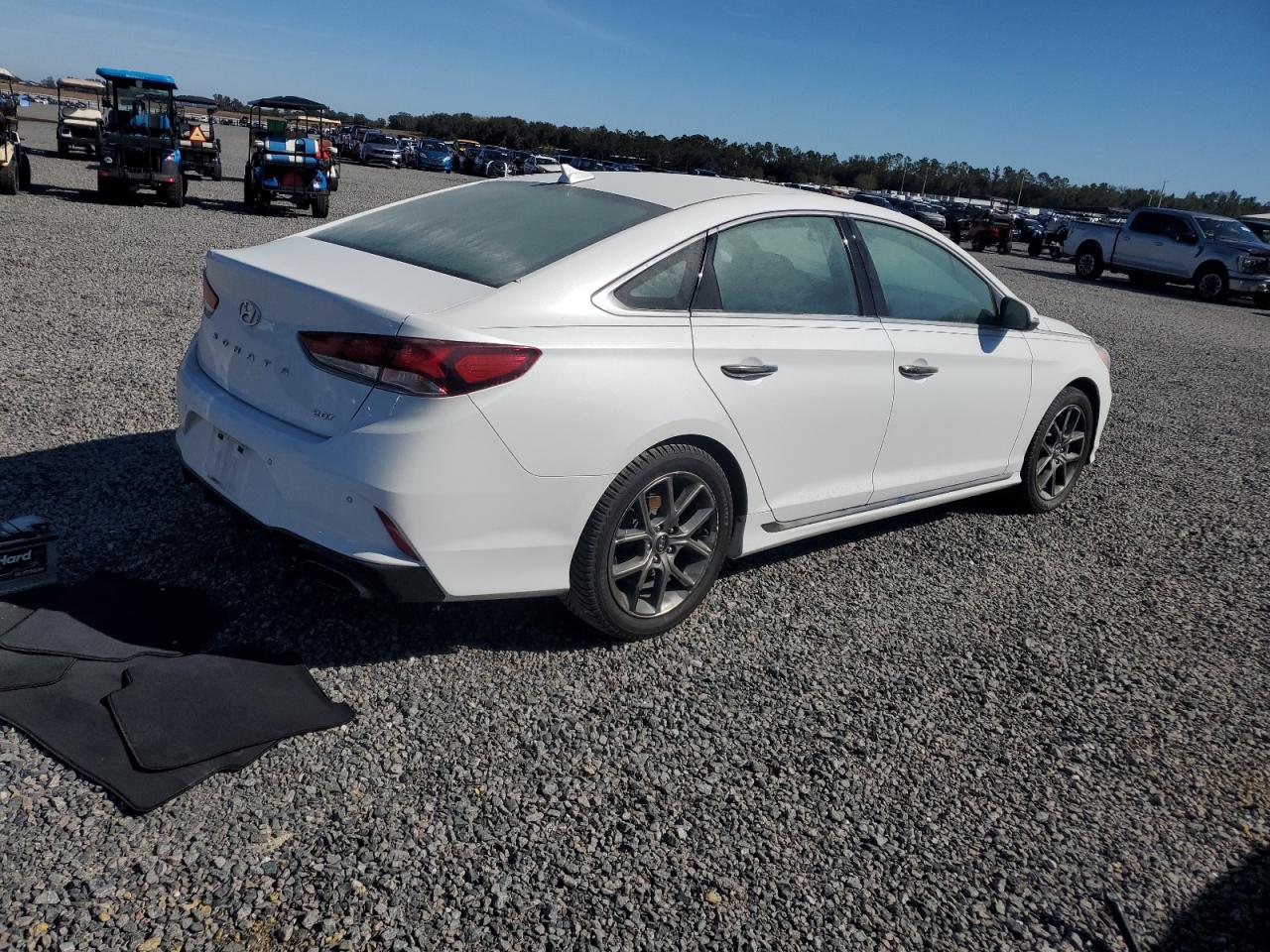 2018 Hyundai Sonata - Image 3