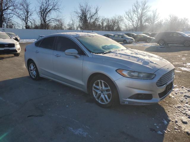 Седаны FORD FUSION 2013 Серебристый