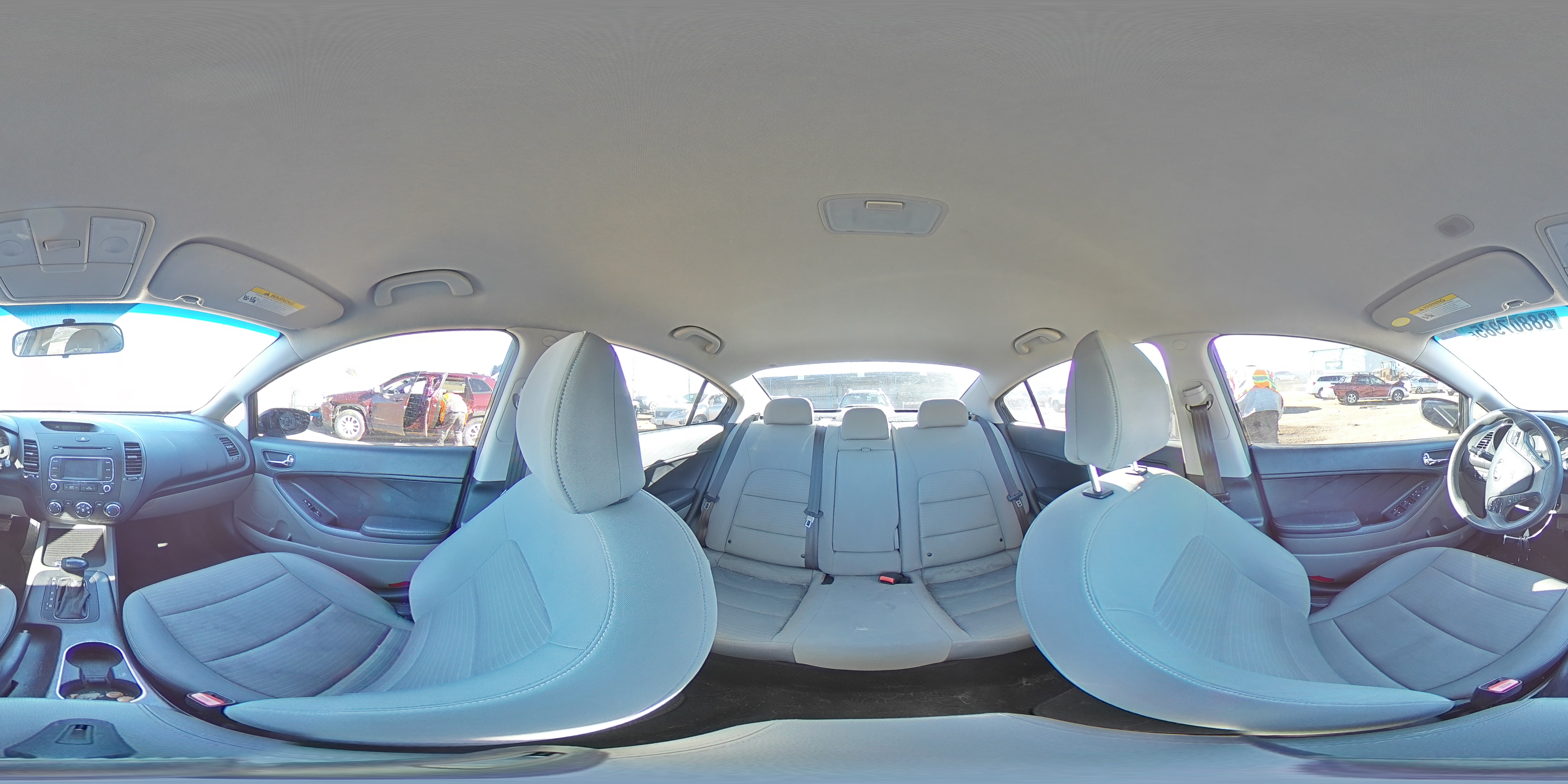2016 Kia Forte - Image 12