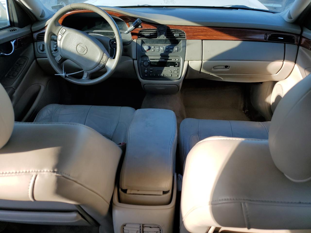 2005 Cadillac De Ville - Image 8