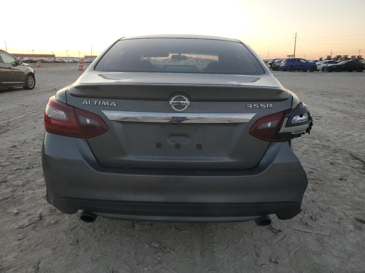 2017 Nissan Altima - Image 6