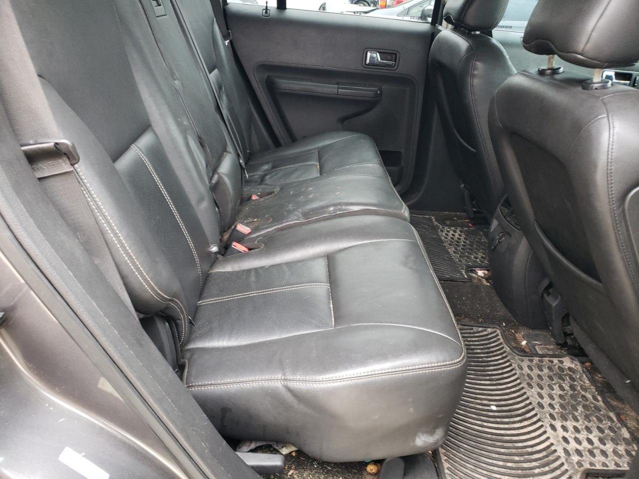 2010 Ford Edge - Image 11