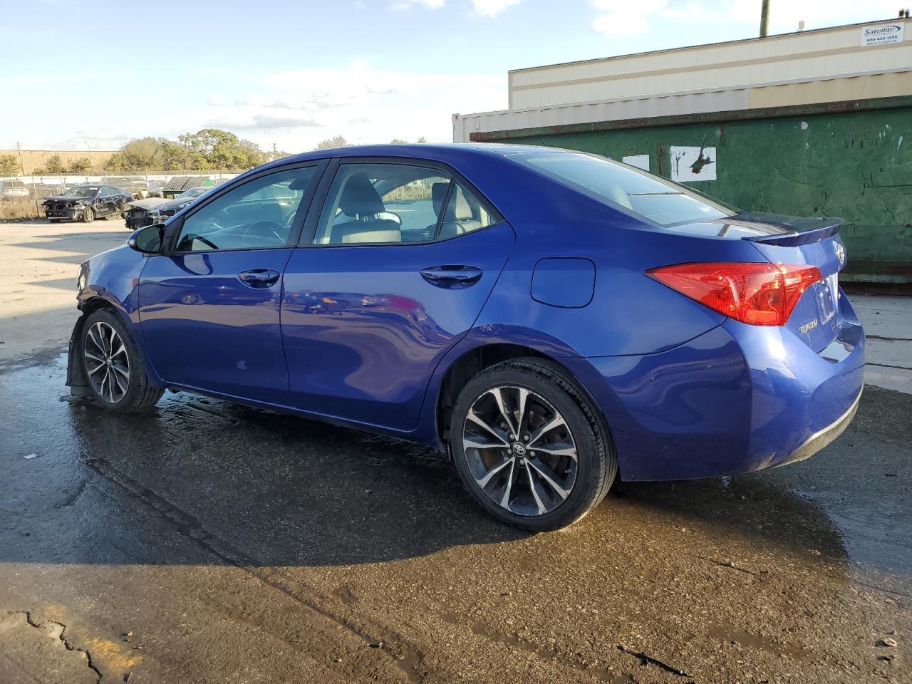 2017 Toyota Corolla - Image 2